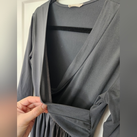 Charcoal V-neck 3/4 Sleeve Dress Ladies Size M - Picture 3 of 5